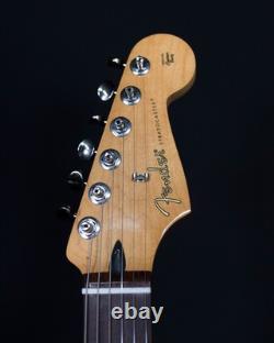 Fender Player II Stratocaster, Touche en Palissandre, Frêne Évidé, Blond Blanc