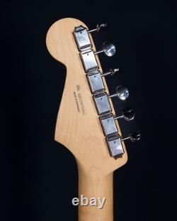 Fender Player II Stratocaster, Touche en Palissandre, Frêne Évidé, Blond Blanc