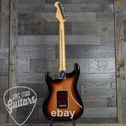 Fender Player II Stratocaster avec touche en palissandre 3-coloris Sunburst