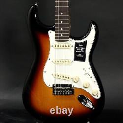 Fender Player II Stratocaster avec touche en palissandre et finition 3-Color Sunburst