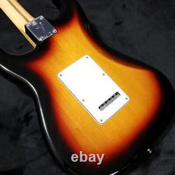 Fender Player II Stratocaster avec touche en palissandre et finition 3-Color Sunburst