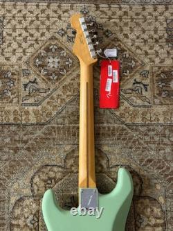 Fender Player II Stratocaster en Vert Bouleau avec Touche en Palissandre & Pro Gratuit