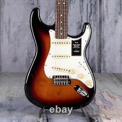 Fender Player II Stratocaster, finition 3 couleurs Sunburst