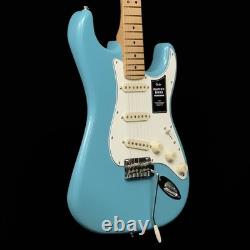 Fender Player II Stratocaster, touche en érable, bleu Aquatone, avec défaut esthétique