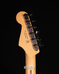 Fender Player II Stratocaster, touche en érable, jaune Hialeah