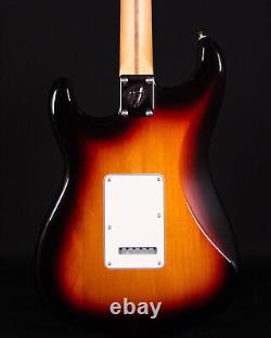 Fender Player II Stratocaster, touche en palissandre, Sunburst 3 couleurs