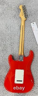 Fender Player II Stratocaster, touche en palissandre, finition rouge corail MIM