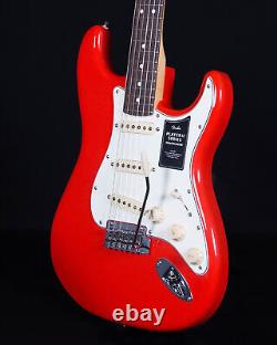 Fender Player II Stratocaster, touche en palissandre, rouge corail