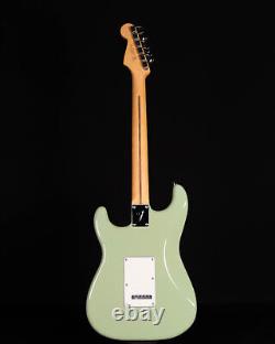 Fender Player II Stratocaster, touche en palissandre, vert bouleau