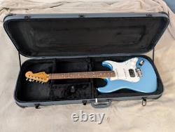 Fender Player Plus Stratocaster Opal Spark Personnalisée LSR Roller Locking HSS 2025