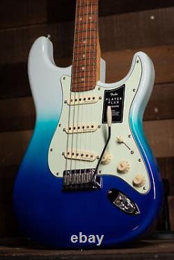 Fender Player Plus Stratocaster Sss, Pau Ferro, Belair Blue, Sac Deluxe