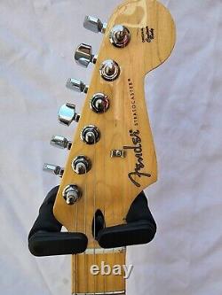 Fender Player Series Stratocaster blanche polaire