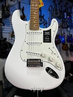 Fender Player Stratocaster Blanc Polaire avec Touche en Pau Ferro Offre Authentique! 823