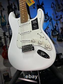 Fender Player Stratocaster Blanc Polaire avec Touche en Pau Ferro Offre Authentique! 823