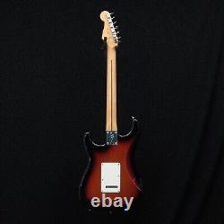 Fender Player Stratocaster HSS, Touche en érable, Sunburst 3 couleurs