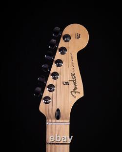 Fender Player Stratocaster HSS, touche en érable, Sunburst 3 couleurs