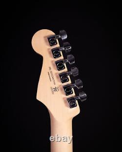 Fender Player Stratocaster HSS, touche en érable, Sunburst 3 couleurs