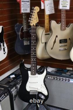 Fender Player Stratocaster MIM en très bon état