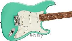 Fender Player Stratocaster Pau Ferro Fingerboard Sea Foam Green	<br/>   

<br/>	 Traduction en français : Fender Player Stratocaster avec touche en Pau Ferro, de couleur vert menthe