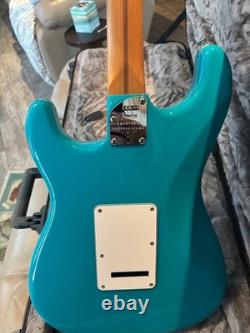 Fender Pro 2 American Stratocaster Miami Blue