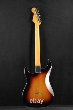 Fender Robert Cray Stratocaster Sunburst 3 couleurs, touche en palissandre
