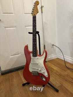Fender Squier Classic Vibe Stratocaster style années 50, rouge Fiesta Red, avec micros améliorés