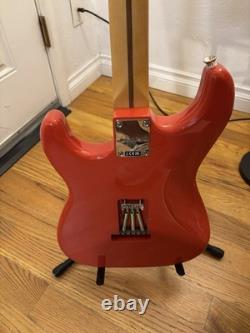 Fender Squier Classic Vibe Stratocaster style années 50, rouge Fiesta Red, avec micros améliorés