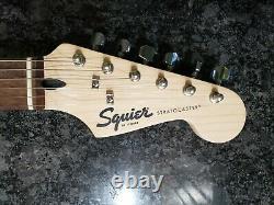 Fender Squier Stratocaster Guitare Électrique Blanc