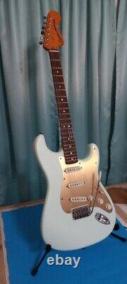 Fender Squire Classic Ventura Modifiée 60's Stratocaster