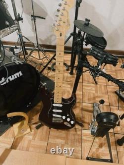 Fender Stratocaster 2006 fabriquée au Mexique, finition Midnight Wine, médaillon du 60e anniversaire, livraison gratuite