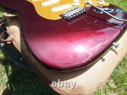 Fender Stratocaster 2008 MIM manche en érable, nouveaux accessoires, excellente jouabilité, révisée