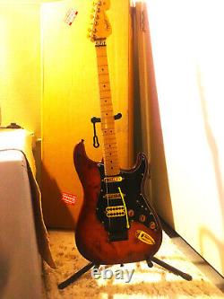 Fender Stratocaster American Custom Floyd Rose Burl (Rare) - Fabriquée aux États-Unis