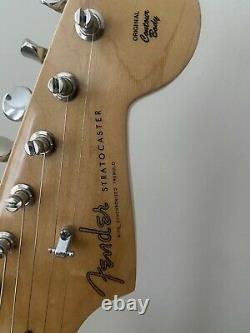 Fender Stratocaster MIM 2019 Noir Brillant