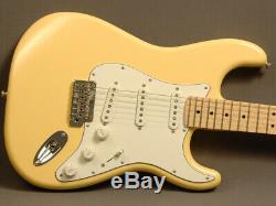 Fender Stratocaster Mn Joueur Buttercream