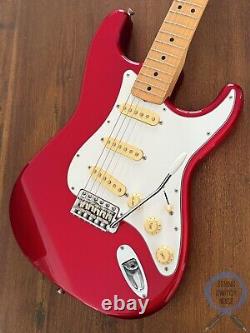 Fender Stratocaster, Rouge Pomme Candy, 2010, Près de Neuf