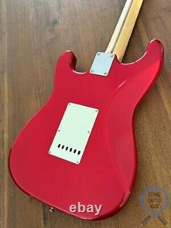 Fender Stratocaster, Rouge Pomme Candy, 2010, Près de Neuf