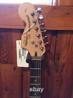 Fender Stratocaster Squire Standard Lh Lefted Red Burst Guitare Électrique