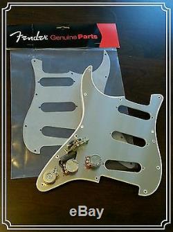 Fender Stratocaster Strat Pickguard Kit Entièrement Rempli De Câblage De Pick-up Complet