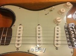 Fender Stratocaster Vintage 1959 Réédition 2013 Nouveau