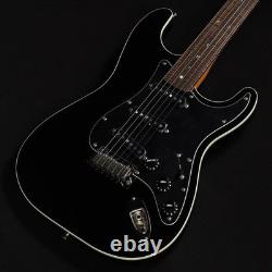Fender / Stratocaster électrique noire Modern Active en édition limitée, fabriquée au Japon