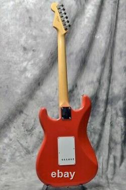 Fender Traditionnelle Des Années 60 Stratocaster Rosewood Fingerboard Fiesta Red