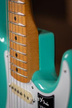 Fender Vintera'50s Stratocaster, Maple Fingerboard, Vert Mousse De Mer