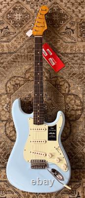 Fender Vintera III Stratocaster Early'60s avec touche en palissandre, Sonic Blue