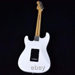 Fender fabriquée au Japon Hybride II Stratocaster Érable Blanc Arctique Guitare Électrique