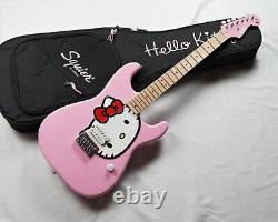 Fender x Hello Kitty 50e anniversaire Stratocaster blanche rose avec étui souple