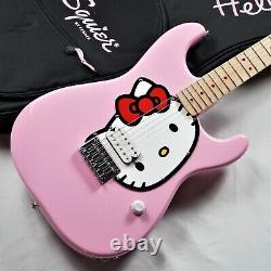 Fender x Hello Kitty 50e anniversaire Stratocaster blanche rose avec étui souple