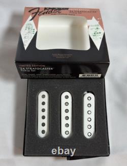 Genuine Fender'54 Stratocaster Strat Guitare Ensemble de Micros Blancs, Neuf dans Boîte Ouverte