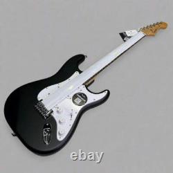 Guitare Électrique SQUIER Debut Series Stratocaster, Touche en Laurel, Noir