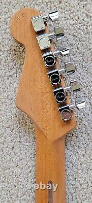 Guitare Fender American Acoustasonic Stratocaster, 3-Color Sunburst, Nouvelle Housse de Transport