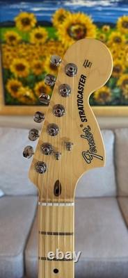 Guitare Fender American Performer Strat 2022, bleu Lake Placid délavé, finition brillante